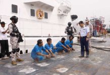 தஞ்சோங் காராங் கடற்பகுதியில் சட்டவிரோதமாக மீன்பிடியில் ஈடுபட்டதாக நம்பப்படும் நான்கு வெளிநாட்டவர்கள் கைது