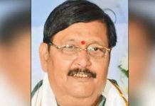 பிரபல இயக்குநர் மரணம்