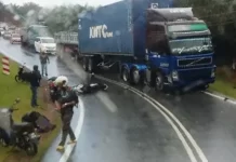 கூலாய் விபத்தில் இரு பெண் மோட்டார் சைக்கிளோட்டிகள் பலி
