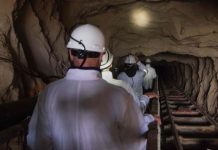 தென் ஆப்பிரிக்காவின் தங்கச் சுரங்கம் இடிந்து ஏற்பட்ட விபத்தில் 31 பேர் பலி