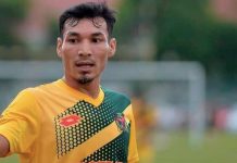 காதலியைத் தாக்கி, அவரது போனை சேதப்படுத்தியதாக கால்பந்தாட்ட வீரர் மீது குற்றச்சாட்டு