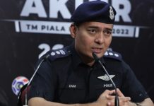 மதுபோதையில் போக்குவரத்திற்கு எதிராக வாகனம் ஓட்டிய போலீஸ்காரர் குறித்து புக்கிட் அமான் முடிவெடுக்கும்