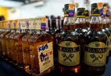 கிள்ளான் துறைமுகத்தில் 11.7 இலட்சம் மதிப்புள்ள மதுபானம் கடத்தலை முறியடித்தது சுங்கத்துறை