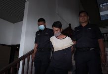 வேலையில்லாத ஆடவர் தந்தையை காயப்படுத்தியதாக குற்றச்சாட்டு