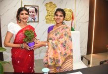 167 பள்ளிகளை தத்தெடுத்த நடிகை..!