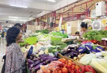 சமையல் பொருட்களின் விலை உயர்வு மாதம் 200 ரிங்கிட்டாக இருந்த செலவு தற்போது 500 ரிங்கிட்டைத் தாண்டிவிட்டது.