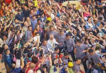 பான் போர்னியோ நெடுஞ்சாலையை அமைத்ததற்காக நஜிப்பை பாராட்டிய மாமன்னர்