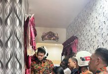 மன அழுத்தம் காரணமாக அறையை பூட்டிக்கொண்ட இந்திய முதியவர்