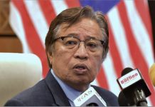 சரவாக் தொடர்ந்து ரிங்கிட்டைப் பயன்படுத்தும் என்கிறார் அபாங் ஜோ