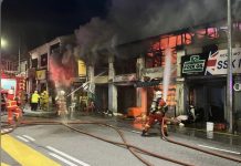 ஜார்ஜ் டவுனில் உள்ள எட்டு பாரம்பரியக் கடை வீடுகள் தீயில் கருகின