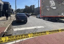 வணிக வளாகத்தில் துப்பாக்கி சூடு; 3 பேர் பலி