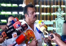 பெண் நிருபர் விவகாரம்; தந்தையை போல் மன்னிப்பு கோருகிறேன் – நடிகர் சுரேஷ் கோபி