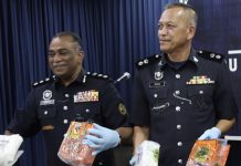 8.5 கிலோ போதைப்பொருள் பறிமுதல்; தம்பதி கைது