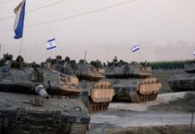 எல்லையில் பீரங்கிகளை குவிக்கும் இஸ்ரேல் ராணுவம்.. காசாவுக்குள் அனுப்ப திட்டம்?