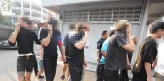 போதைப்பொருள் விநியோகித்ததாக இரண்டு சிறுவர்கள் உட்பட 11 பேர் மீது குற்றச்சாட்டு