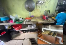 எலியின் எச்சங்கள், அழுக்கான இடத்தில் உணவுகளை வைத்திருந்த 2 உணவகங்களை மூட உத்தரவு