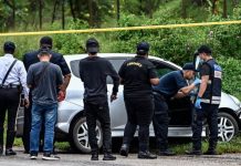 15 கத்தி குத்துகளுடன் மூதாட்டி கொலை; தம்பதிக்கு ஒரு வாரம் தடுப்புகாவல்