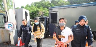 துஷ்பிரயோகம் செய்யப்பட்ட குழந்தைக்காக அழுத நீதிபதி