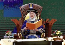 மேற்படிப்பை நிறுத்தாதீர்கள் என்கிறார் சிலாங்கூர் தெங்கு பெர்மைசூரி