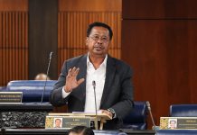 தீபாவளிக்கான டோல் கட்டண ரத்து: இன்னும் முடிவு எடுக்கவில்லை என்று மக்களவையில் தகவல்