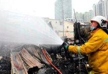 புக்கிட் செலாம்பாவில் பழைய பொருட்கள் சேமிக்கும் மூன்று கிடங்குகள் தீயில் எரிந்து நாசம்