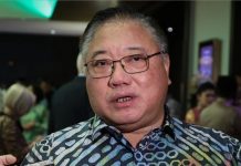 அலுவலகத்தில் மது அருந்துவதாகவும், பன்றி இறைச்சி பரிமாறியதாகவும் குற்றஞ்சாட்டுவதா?