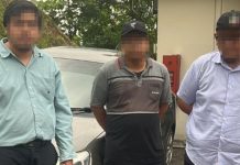 காரின் பின் இருக்கையில் மறைந்து MB வீட்டிற்குள் நுழைய முயன்ற நிருபர் கைது