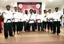 எம்ஜிஆர் சிலம்ப கழகத்தின் 7 மாணவர்களுக்கு கறுப்புப் பட்டை