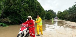 ஜோகூர் வெள்ளம்; நிவாரண மையங்களில் தங்கியுள்ளோர் எண்ணிக்கை 1,197 பேராக சற்று அதிகரிப்பு