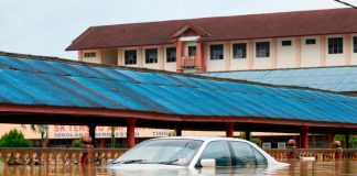 அதிகாலை 4 மணி நிலவரப்படி ஜோகூரில் 1,481 பேர் நிவாரண மையங்களில் தங்கியுள்ளனர்