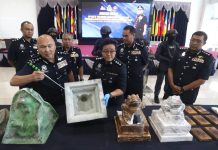 Heroin RM7.89j dalam arca katak