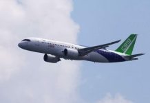 சிங்கப்பூரின் ஆகாயக் கண்காட்சியில் அறிமுகமான சீனாவின் விமானம்