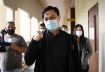 ஊழல் குற்றச்சாட்டில் தற்காப்பு வாதம் புரிய முன்னாள் அமைச்சரின் உதவியாளருக்கு உத்தரவு