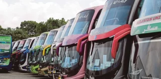 24 pemandu bas ekspres disaman