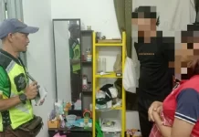 ஐந்து மாத கர்ப்பிணி பெண் வேறொரு ஆடவருடன் இருக்கும்போது சமய அதிகாரிகளால் பிடிபட்டார்