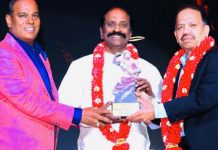 கவிஞர் வைரமுத்துக்கு ‘பெருந்தமிழ் விருது’; 1 லட்சம் வெள்ளி பரிசாக வழங்கி கெளரவிப்பு!