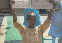 நைஜீரியாவில் பிணைக் கைதிகளாக இருந்த 300 பள்ளி மாணவர்கள் விடுவிப்பு