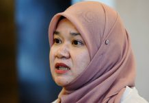 ‘You touch you go’, amaran menteri