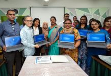 லெம்பா பந்தாய் நாடாளுமன்றத் தொகுதியில் உள்ள 12 பள்ளிகளின் இணையச் சேவைக்கு முன்னுரிமை: ஃபஹ்மி