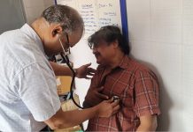 பிரச்சாரத்தில் திடீர் உடல்நலக்குறைவு; மன்சூர் அலிகான் மருத்துவமனையில் அனுமதி!