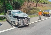 கார் – லோரி மோதல் : 3 பேர் பலி