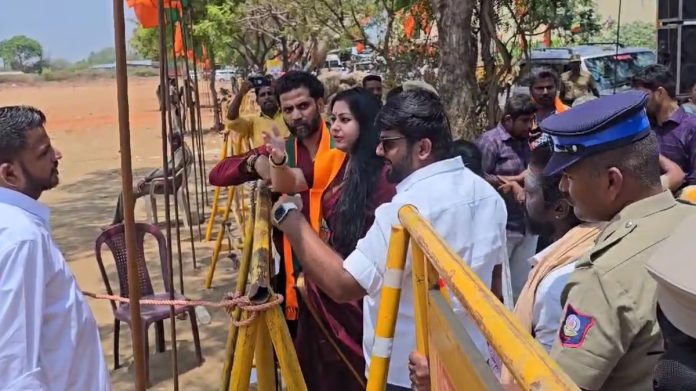 Namitha (2)