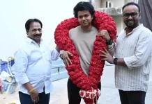 வருடத்திற்கு ஒரு படம்.. ‘கில்லி’ ரீ ரிலீசால் விஜய்க்கு பறக்கும் கோரிக்கை: தளபதி மனம் மாறுவாரா.?