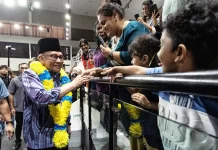 பிற மொழிகளைக் கற்பதால் மலாய் மொழிக்கு பாதிப்பில்லை: அன்வார்