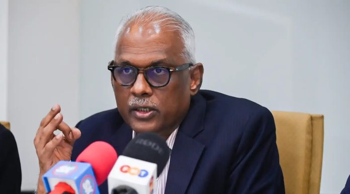 RM3,000 குறைந்தபட்ச ஊதியம் என்பது யதார்த்தமான இலக்கா? என முன்னாள் நாடாளுமன்ற உறுப்பினர் கேள்வி