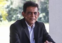 அனுமதியின்றி நிகழ்ச்சி நடத்தியதற்காக இந்திய கலைஞர் கைது: மலேசிய இசையமைப்பாளர்கள் குழு ஆதரவு