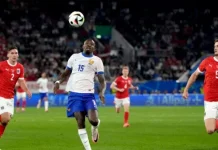 சொந்த அணிக்கே சூனியம் வைத்த ஆஸ்திரிய வீரர்.. எளிதாக வென்ற ஃபிரான்ஸ்!