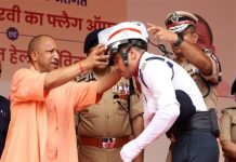 போக்குவரத்து போலீசாருக்கு குளிரூட்டப்பட்ட தலைக்கவசம்; வெப்ப அலை கொடுமையிலிருந்து தப்பிக்க உ.பி ஏற்பாடு