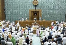 நாடாளுமன்ற மழைக்கால கூட்டத்தொடரில் முதல் நாளிலேயே காரசார விவாதம்