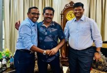 மலேசிய இந்திய மக்கள் கட்சித் தலைவர் புனிதனுடன் மஇகாவின் டி. மோகன் திடீர் சந்திப்பு!
